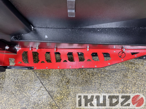 Snowmobile IKUDZO HUNTER 650LS 23 EFI EXPERT V2